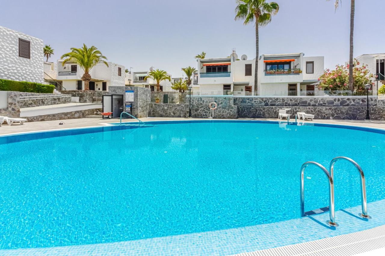 Apartment Apart America - 150 Meters From The Beach, Free Wi-Fi Arona  Exterior photo
